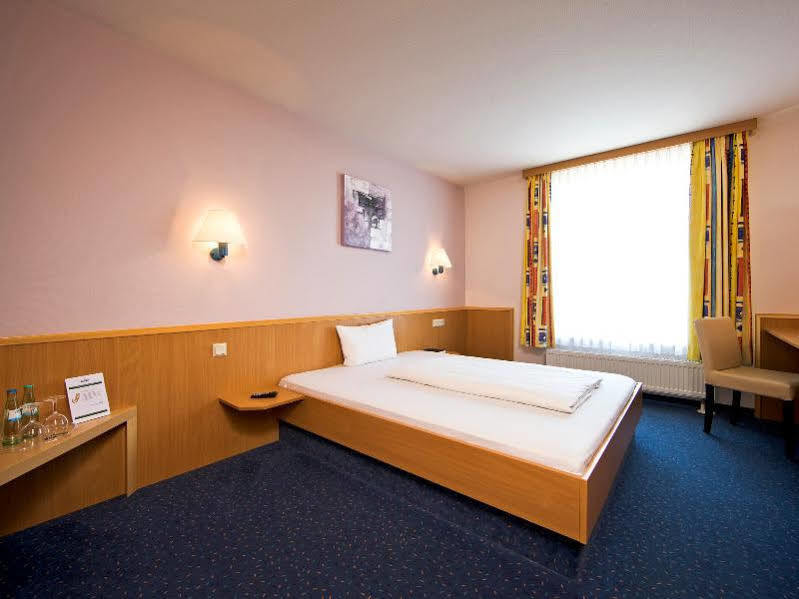 Dormero Hotel ברטן מראה חיצוני תמונה